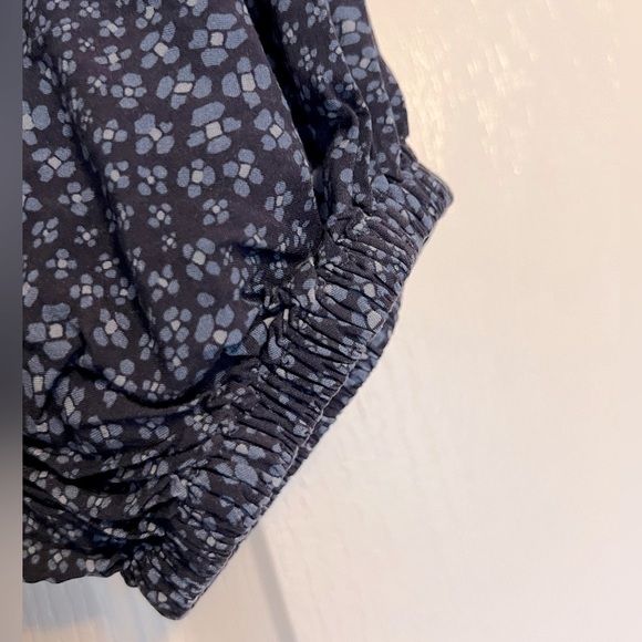 GAP Adorable Kids Puff Sleeve Smocked Navy Blue Kids Dress Size Medium (8) - Picture 6 of 10